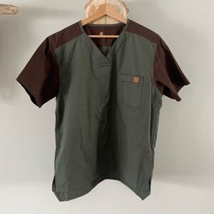 Carhartt Men’s Olive Green & Brown Scrub Shirt